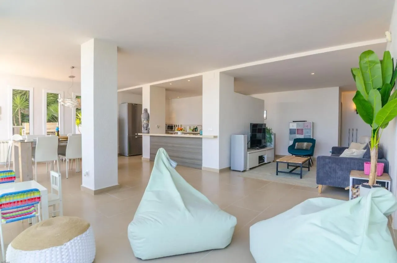 Club Villamar - Leyla Lloret de Mar Spain